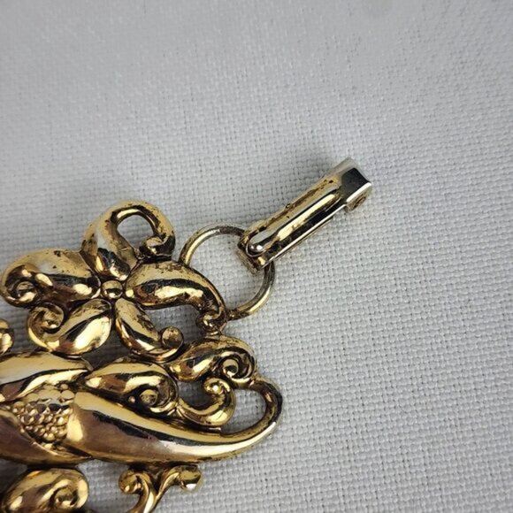 Vintage Gold Tone Green Stone Link Bracelet - Picture 7 of 11